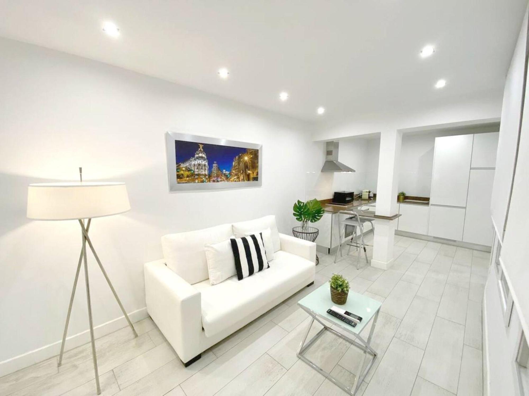 Apartamento De Diseno En Plaza Mayor Madrid Exterior photo