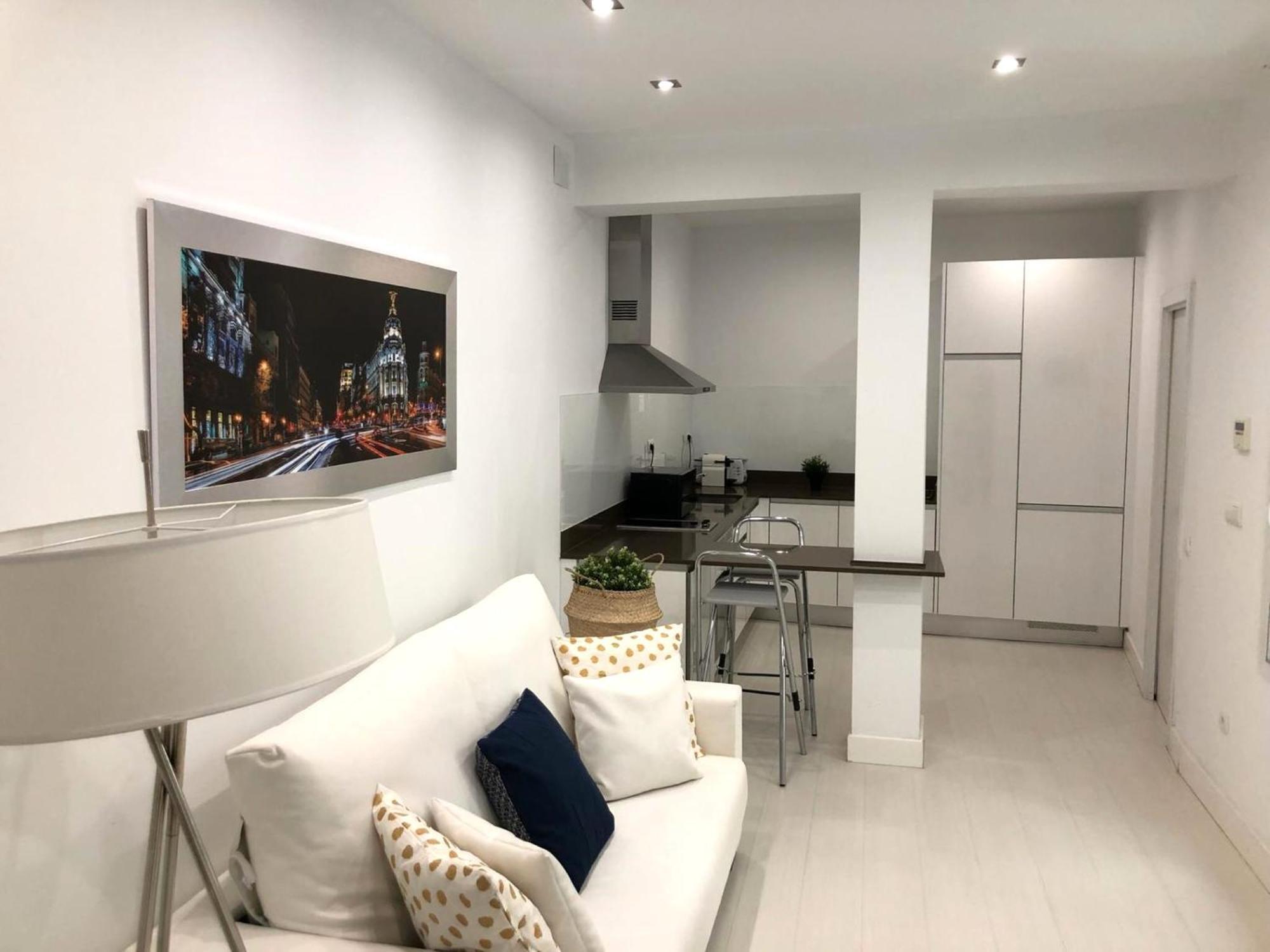 Apartamento De Diseno En Plaza Mayor Madrid Exterior photo