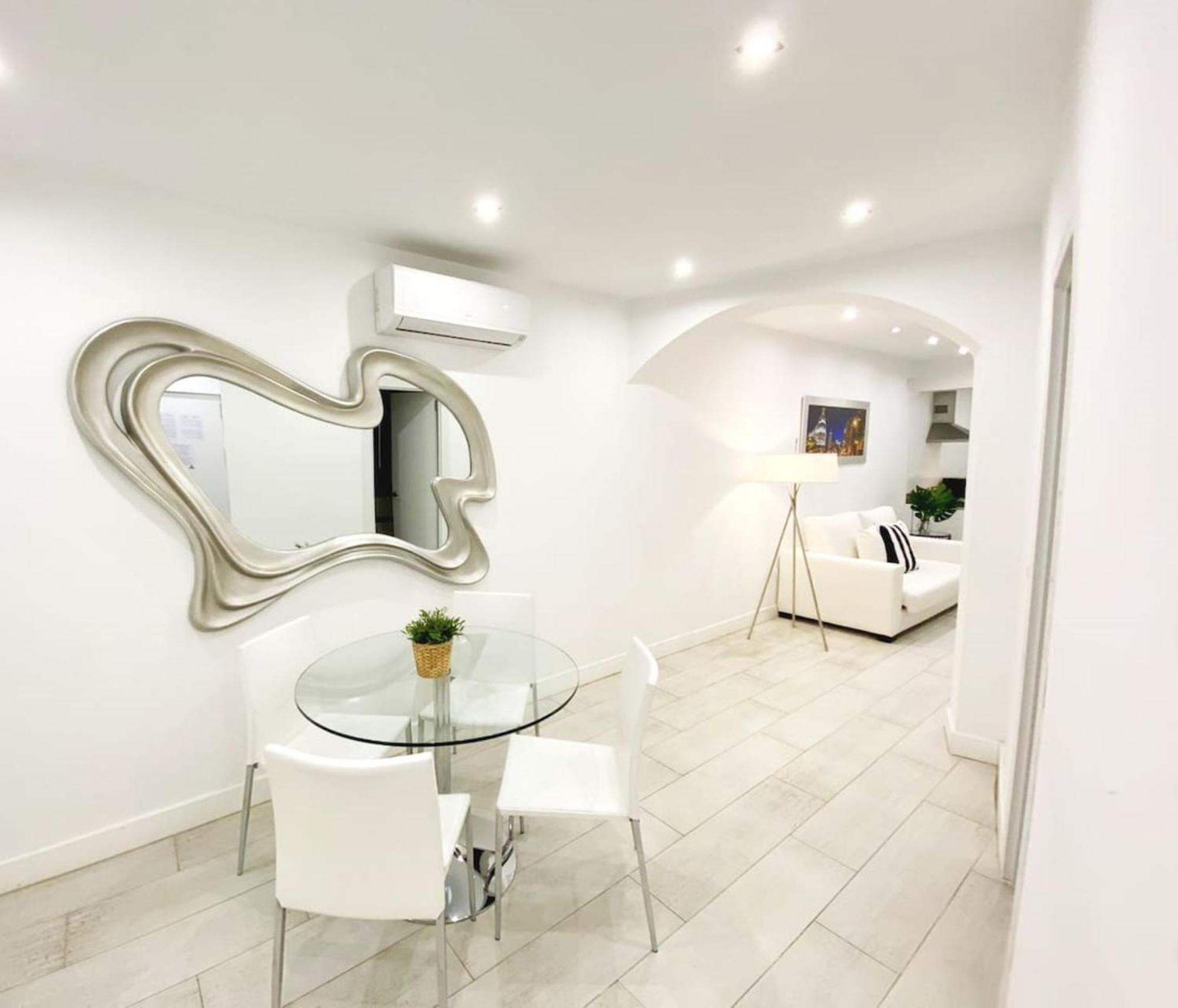 Apartamento De Diseno En Plaza Mayor Madrid Exterior photo